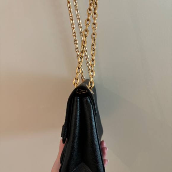 Brand new Louis Vuitton Vavin BB Bag - Picture 5 of 13